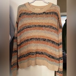Lightweight sweater Perfect for fall nights around a fire or walk on the beach